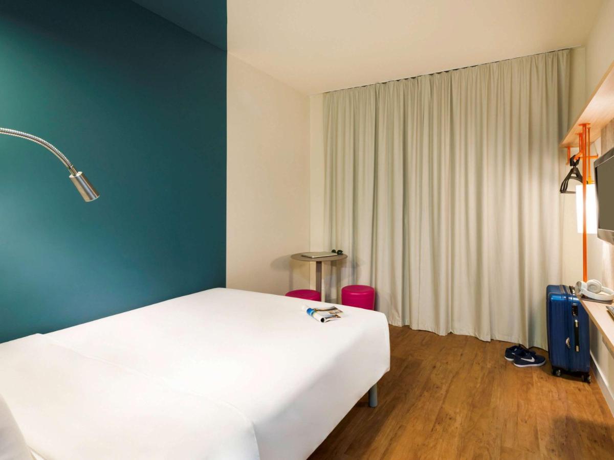 Ibis Budget Navegantes 이타자이 외부 사진